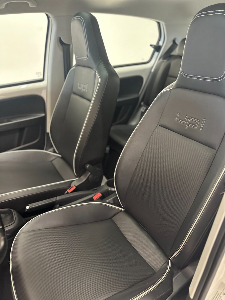 VW Up! 1,0 75 High Up! BMT 5d