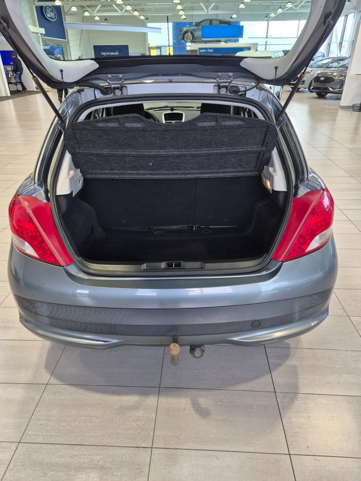 Peugeot 207 1,4 HDi 70 Active 5d