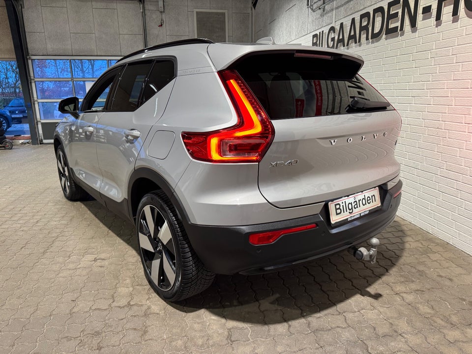 Volvo XC40 ReCharge Extended Range Plus 5d