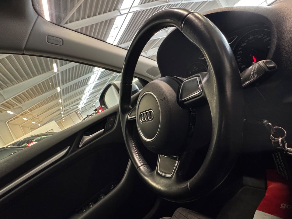 Audi A3 1,6 TDi 110 Ambition Sportback 5d