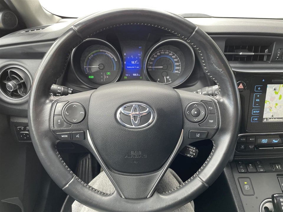 Toyota Auris 1,8 Hybrid Prestige Touring Sports CVT 5d