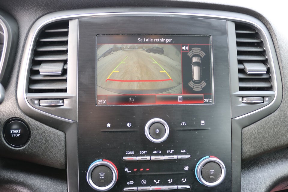 Renault Megane IV 1,3 TCe 140 Limited Sport Tourer 5d