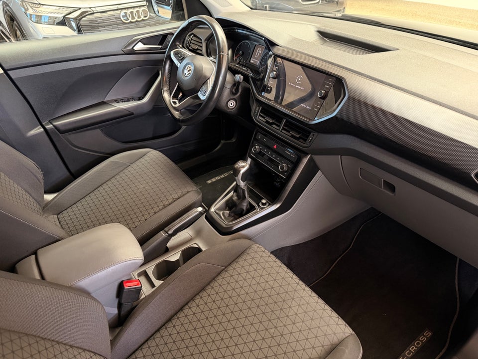 VW T-Cross 1,0 TSi 115 Life 5d