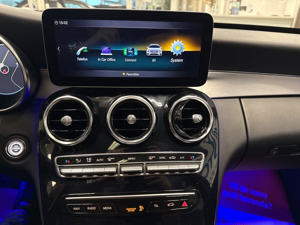 Mercedes C220 d 2,0 AMG Line stc. aut. 5d