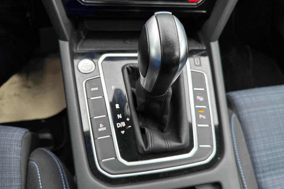 VW Passat 1,4 GTE High Variant DSG 5d