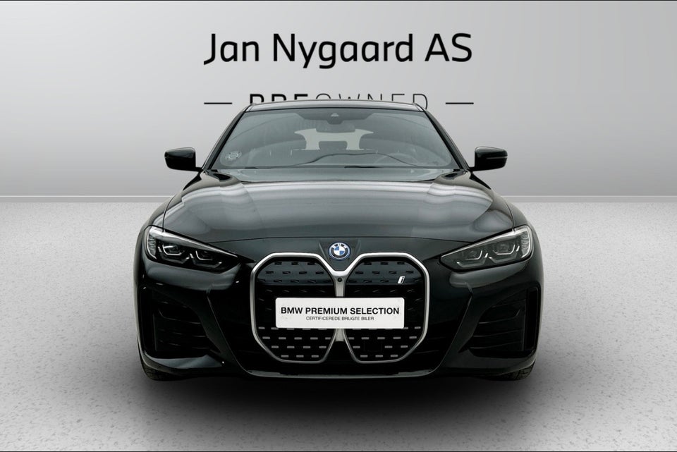 BMW i4 eDrive35 Charged 5d