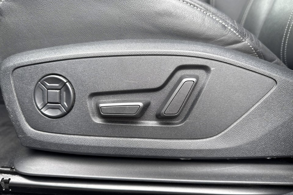 Audi Q4 e-tron 40 Attitude 5d