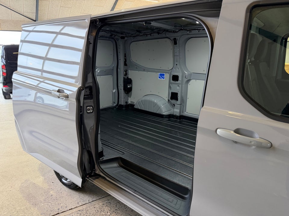 Ford E-Transit Custom 320S 64 Limited