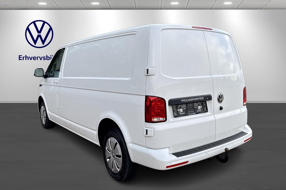 VW Transporter 2,0 TDi 150 Kassevogn DSG lang