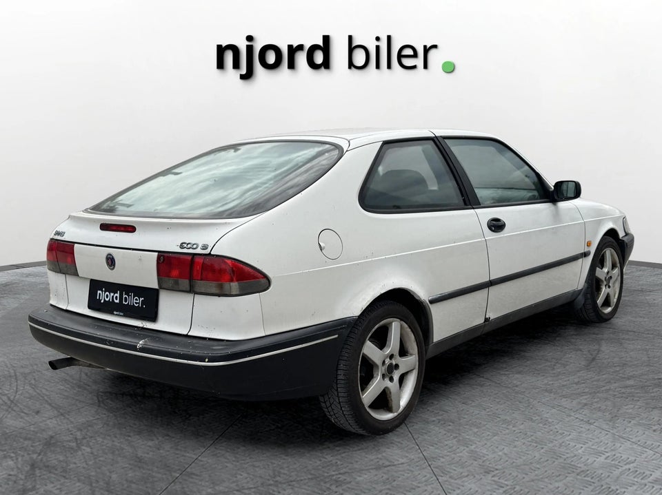 Saab 900 2,0  3d