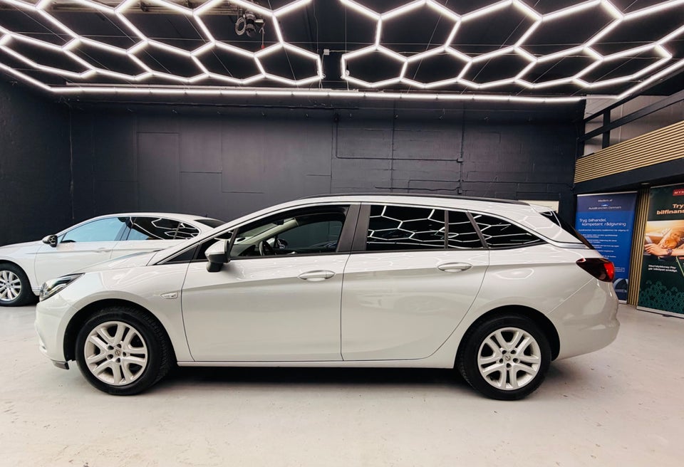 Opel Astra 1,0 T 105 Enjoy Sports Tourer 5d