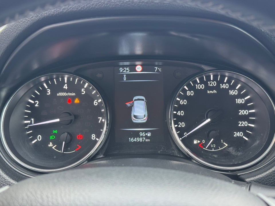 Nissan Qashqai 1,6 Dig-T 163 Acenta 5d