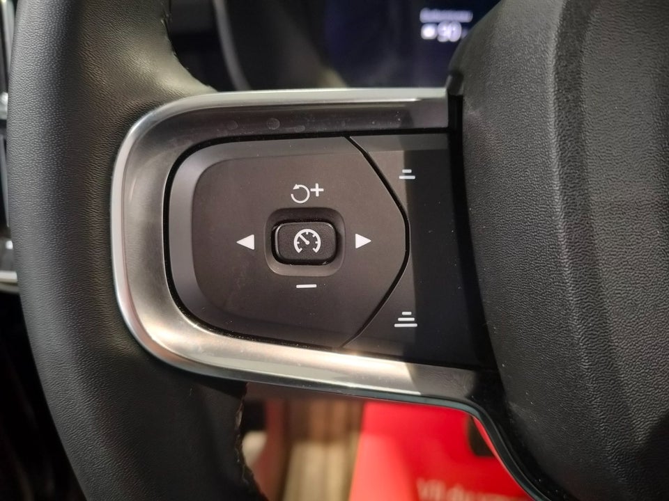 Volvo XC40 P6 ReCharge Core 5d