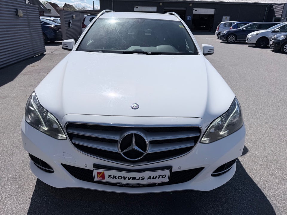Mercedes E220 2,2 CDi Avantgarde stc. aut. 5d
