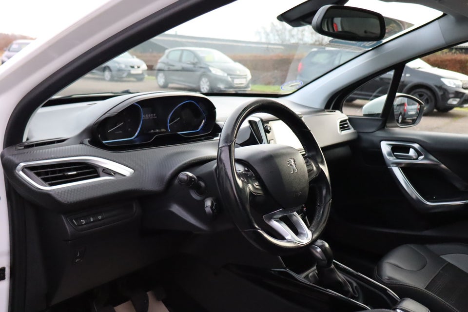 Peugeot 2008 1,6 BlueHDi 100 Allure 5d