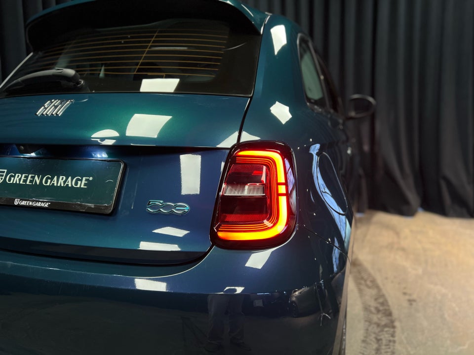 Fiat 500e 42 Icon 3d