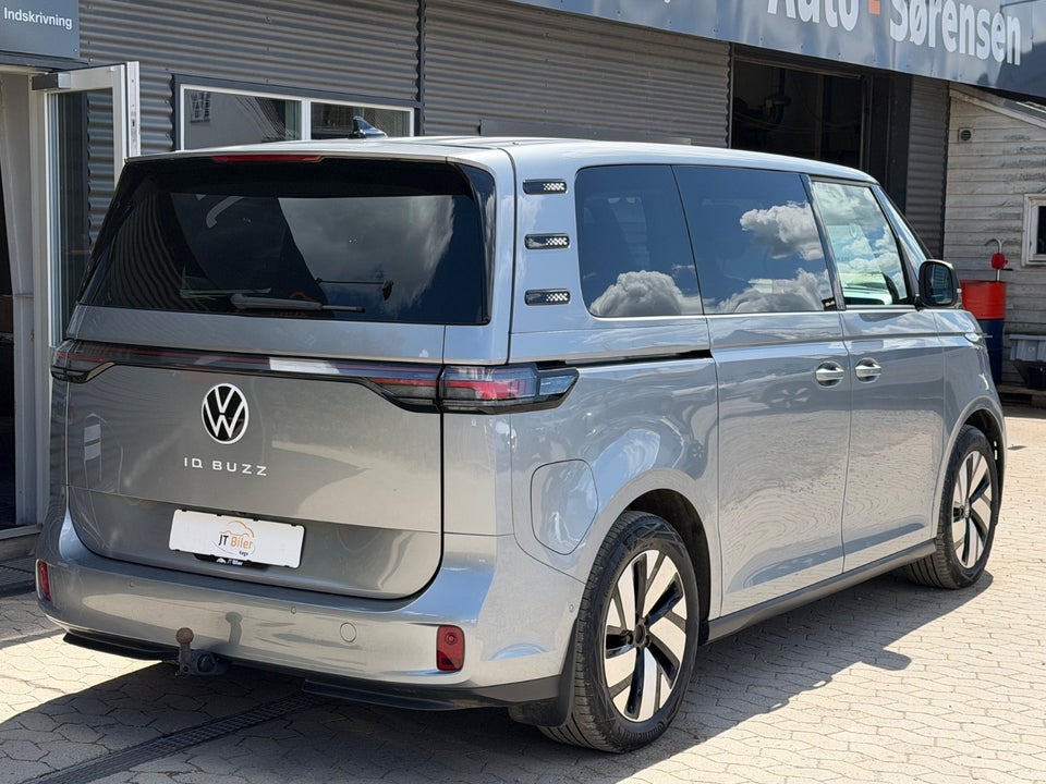 VW ID. Buzz 77 Pro SWB 5d