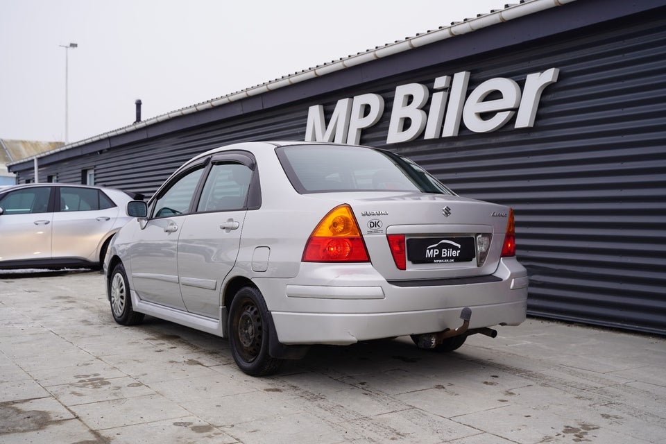 Suzuki Liana 1,6  4d