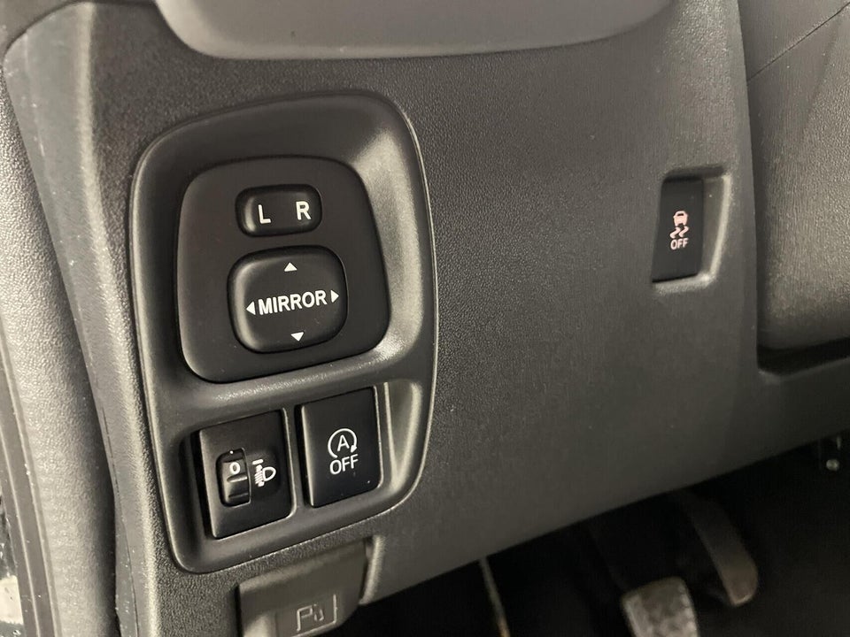 Toyota Aygo 1,0 VVT-i x-plore 5d