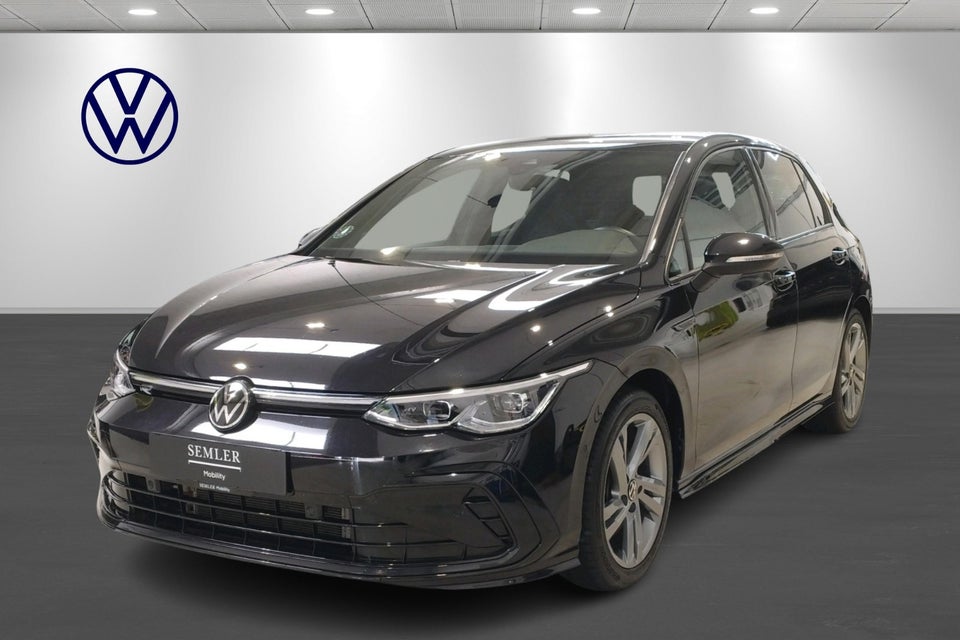 VW Golf VIII 2,0 TSi 190 R-line DSG 5d