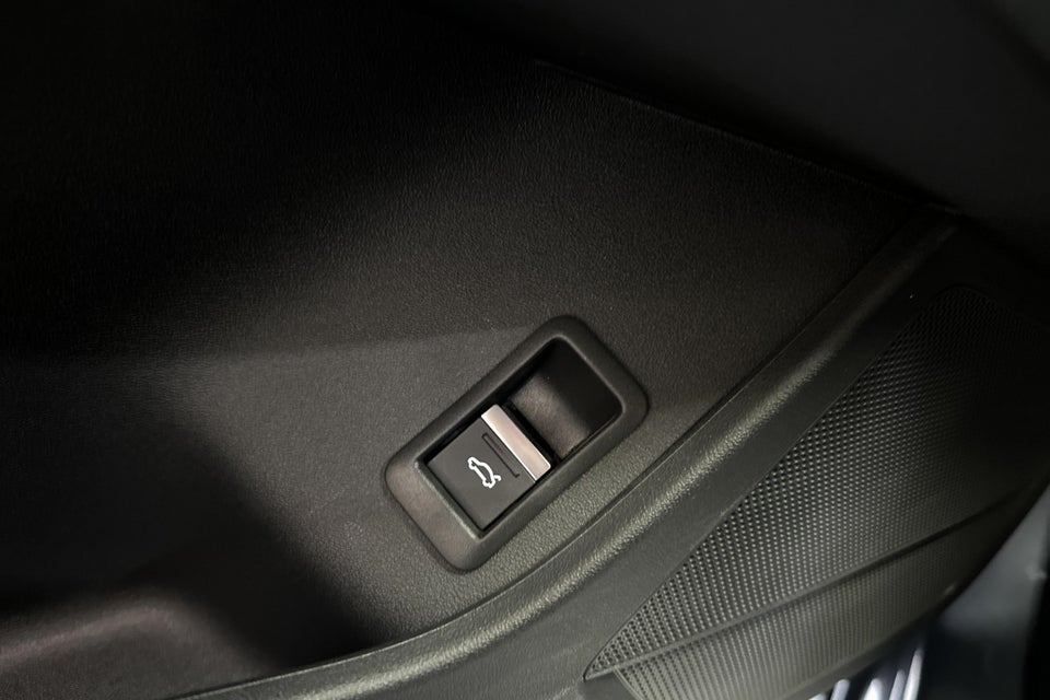 Audi Q4 e-tron 40 Attitude S-line 5d