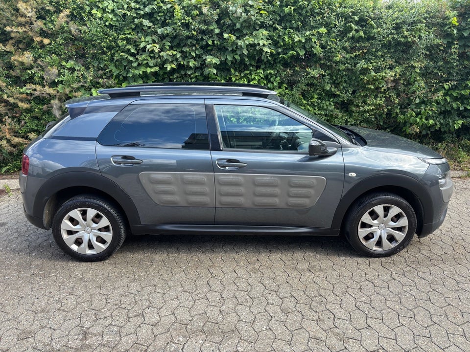 Citroën C4 Cactus 1,2 PureTech 110 Feel 5d