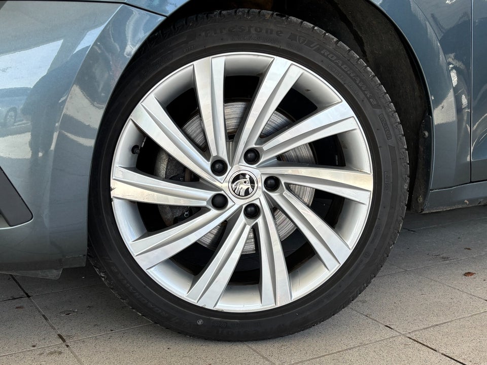 Skoda Octavia 1,4 TSi iV Plus DSG 5d