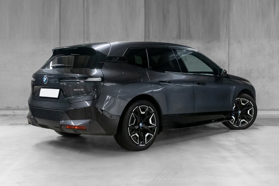 BMW iX xDrive40 Super Charged 5d