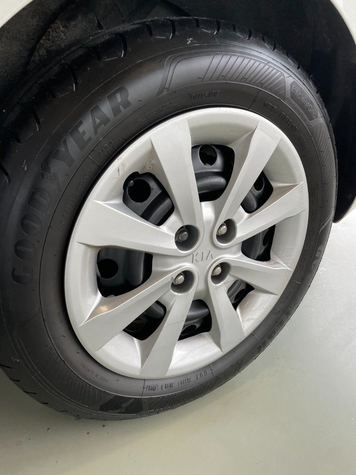 Kia Rio 1,2 CVVT Base 3d