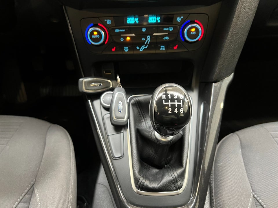 Ford Focus 1,0 SCTi 125 Titanium stc. 5d