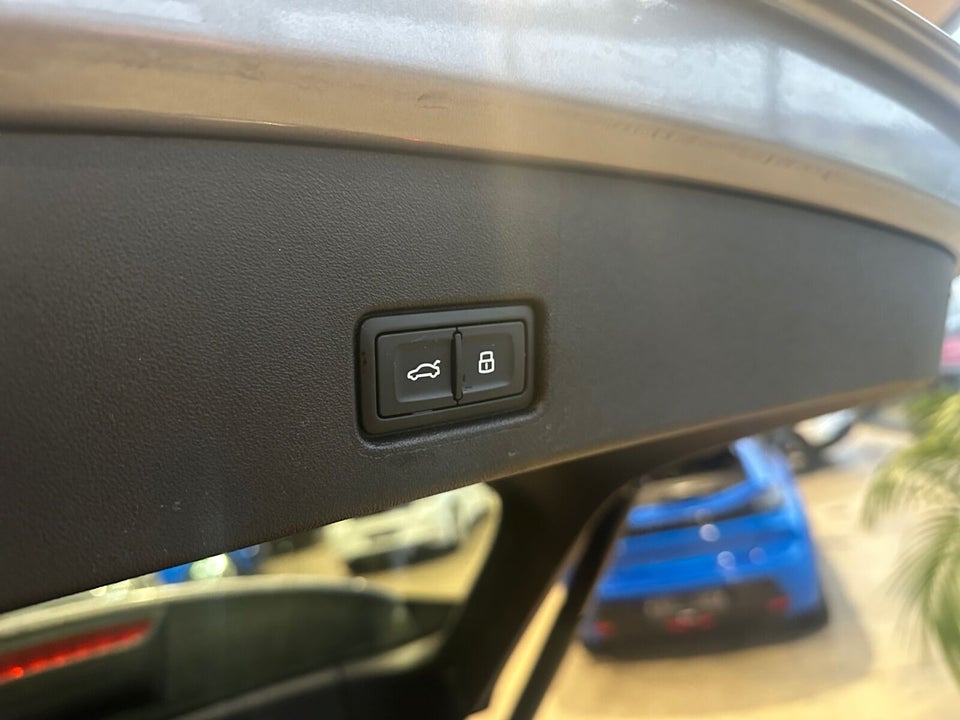 Audi Q4 e-tron 40 Advanced 5d