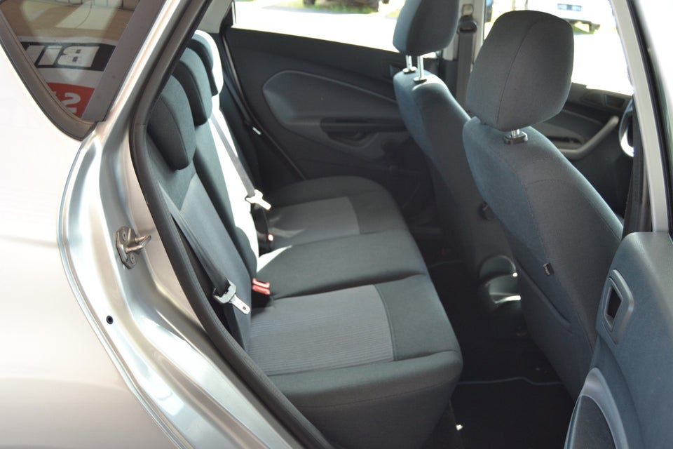 Ford Fiesta 1,25 60 Ambiente 5d