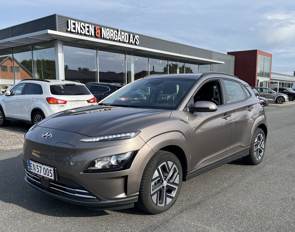Hyundai Kona 39 EV Essential 5d