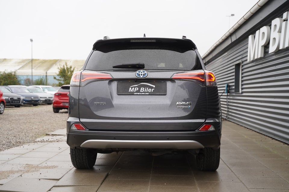 Toyota RAV4 2,5 Hybrid H3 Selected MDS 5d