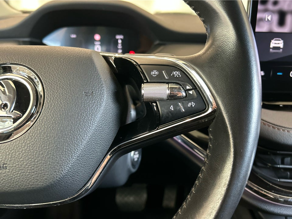 Skoda Enyaq 80 iV Suite 5d