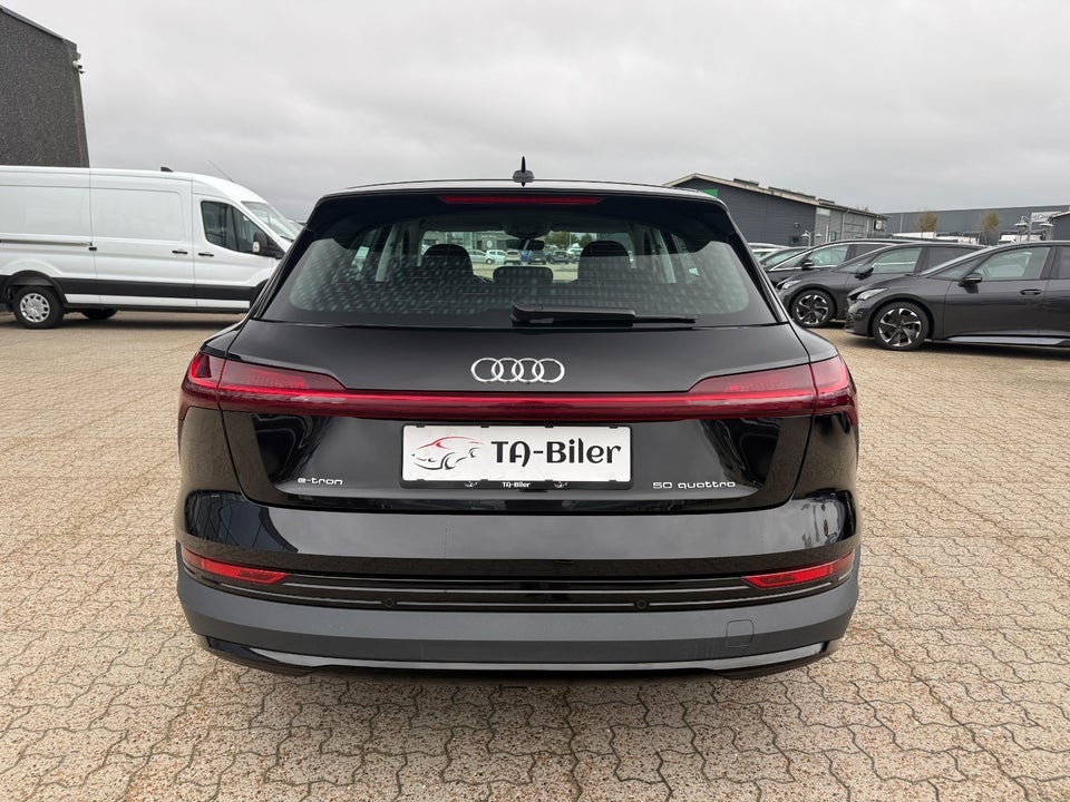 Audi e-tron 50 quattro 5d