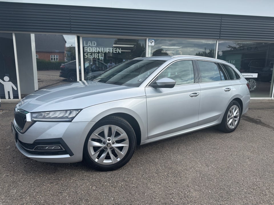 Skoda Octavia 2,0 TDi 150 Style Combi DSG 5d