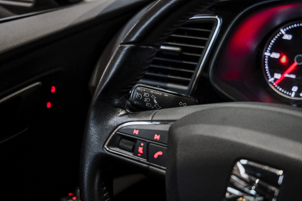 Seat Leon 1,6 TDi 105 Style DSG 5d