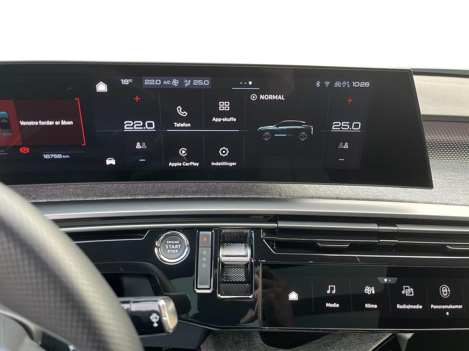 Peugeot e-3008 77 GT Pack 5d