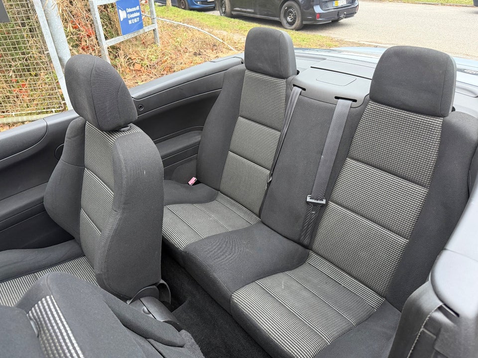 Peugeot 307 2,0 16V CC 2d