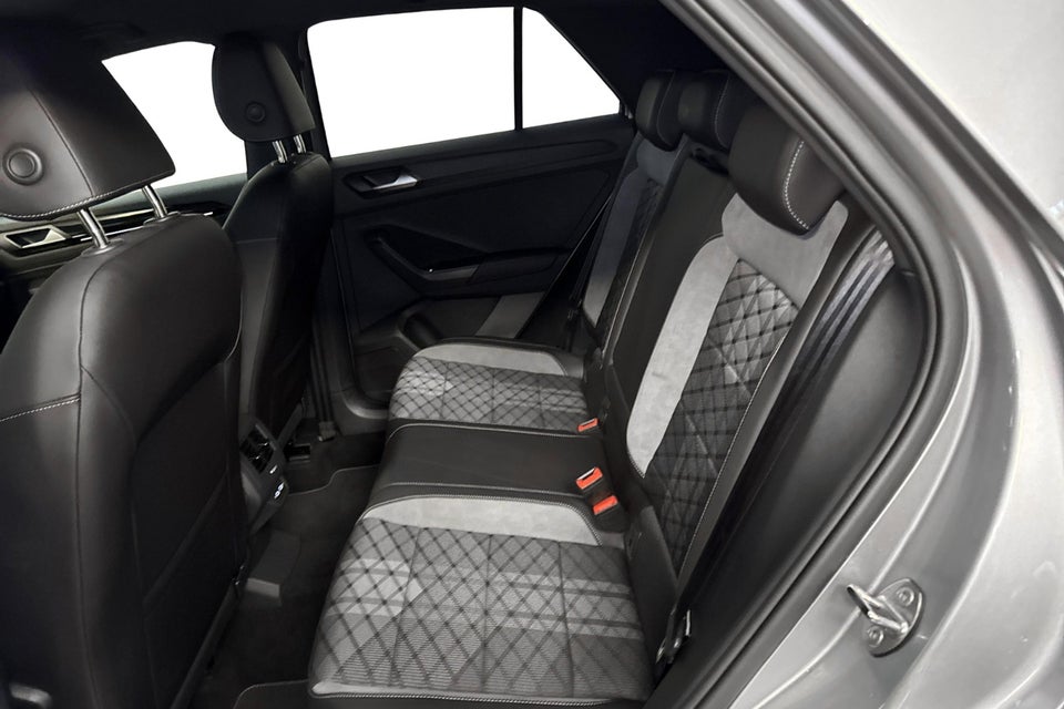 VW T-Roc 1,5 TSi 150 R-line DSG 5d