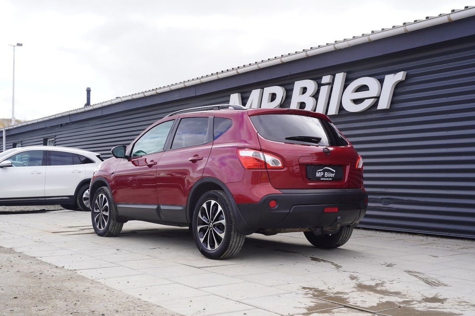 Nissan Qashqai 1,6 Tekna 5d