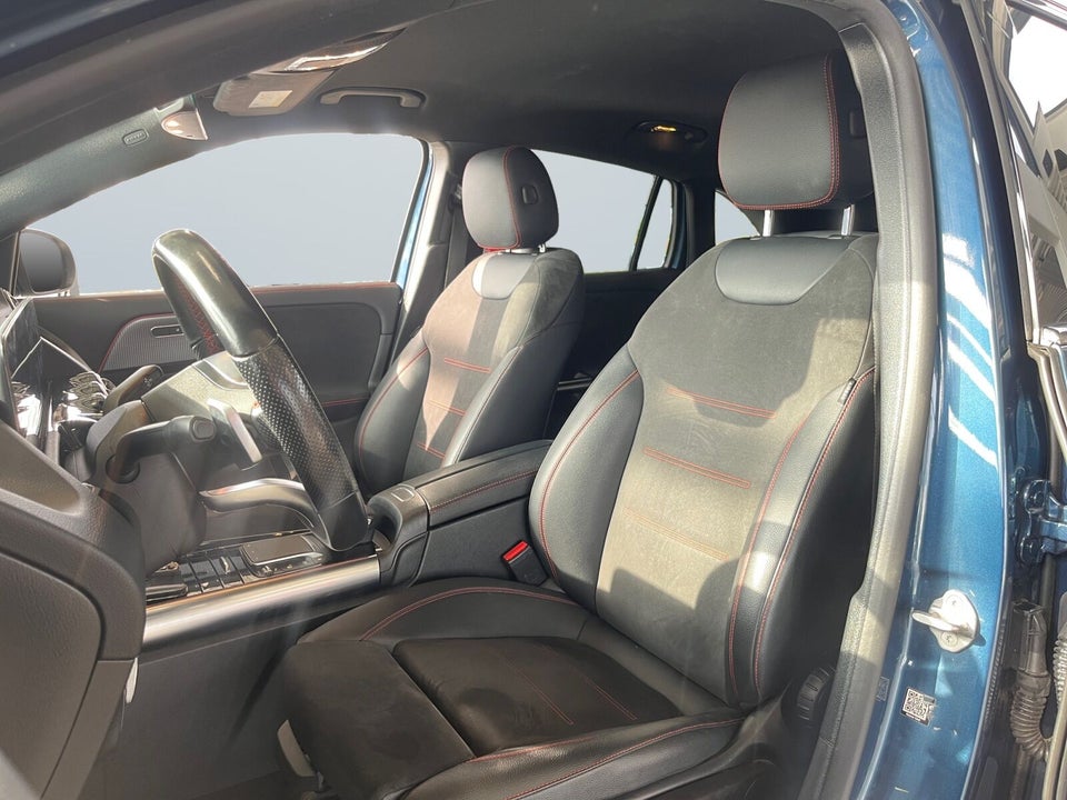 Mercedes EQA350 AMG Line 4Matic 5d