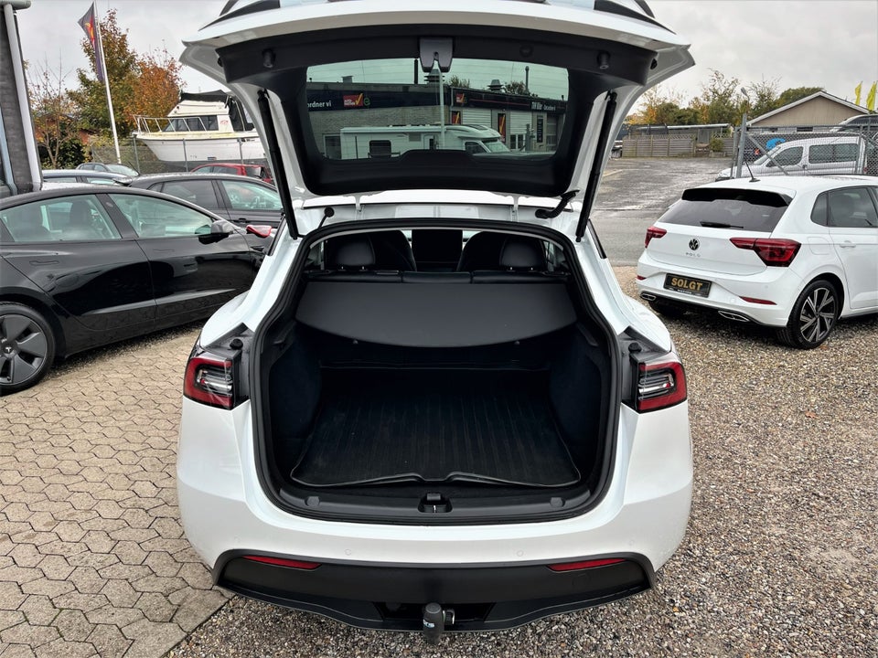 Tesla Model Y Performance AWD 5d