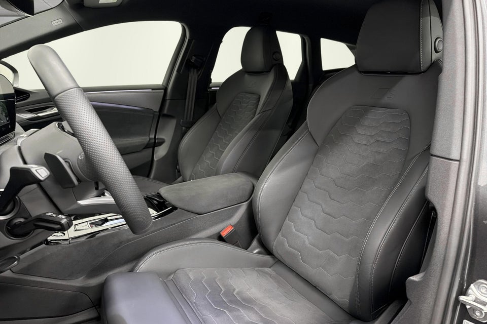 Audi A6 e-tron S-line plus Avant 5d
