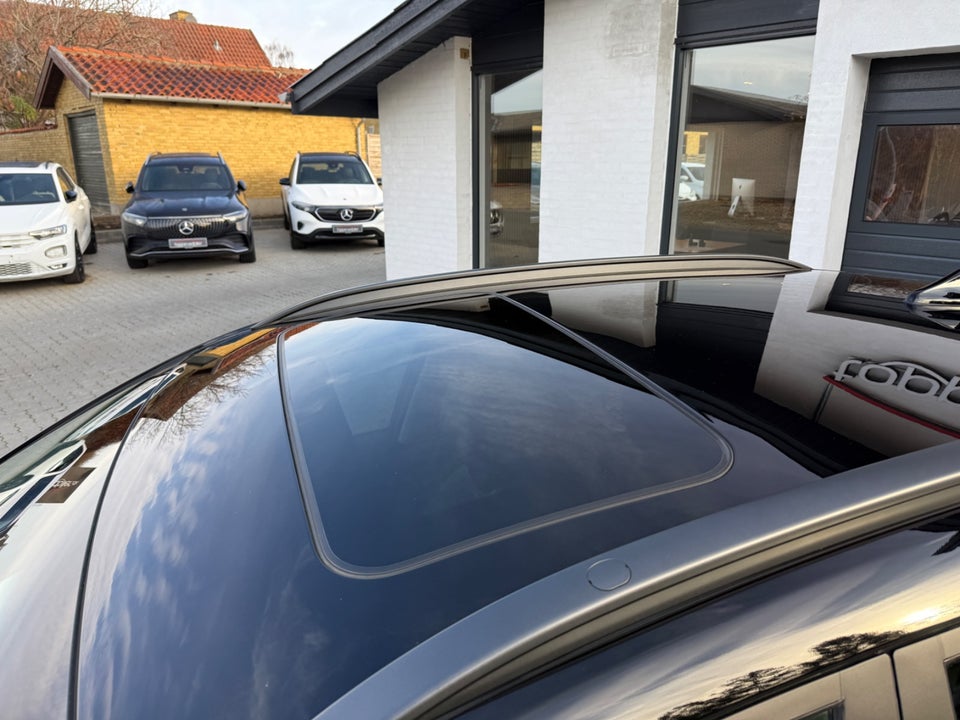 Hyundai Kona 64 EV Ultimate 5d