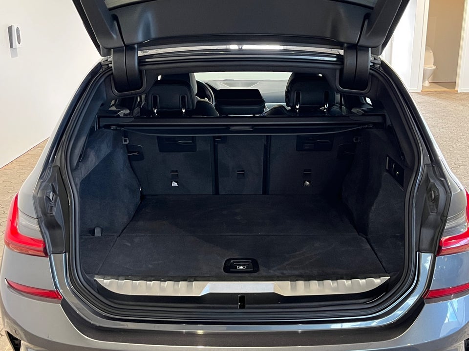 BMW 330e 2,0 Touring M-Sport aut. 5d