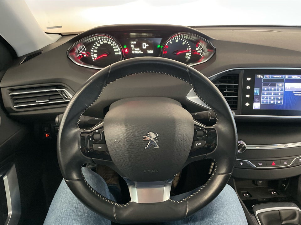 Peugeot 308 1,6 BlueHDi 120 Allure Sky SW 5d
