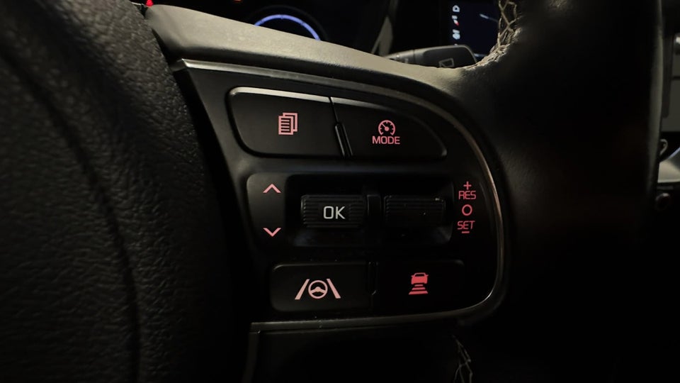 Kia Niro 64 EV Premium 5d