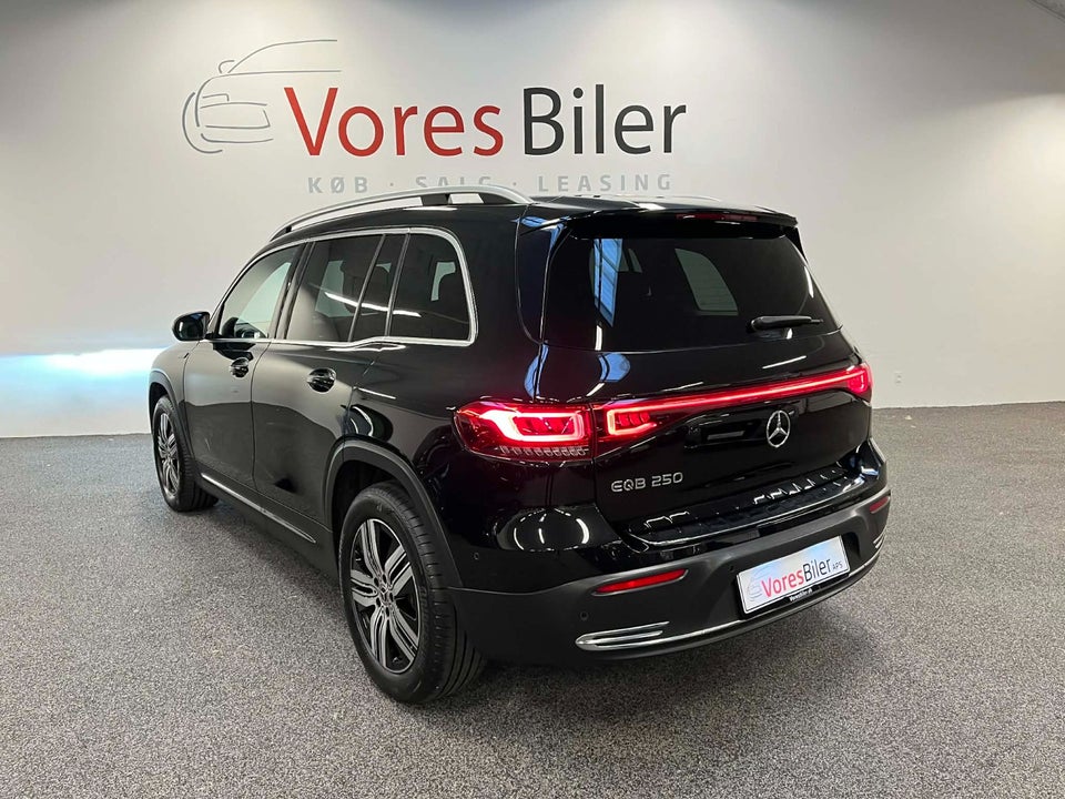 Mercedes EQB250 5d